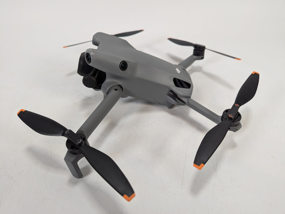 DJI Mini 5 Pro Fly More Combo with DJI RC-N3, Drone