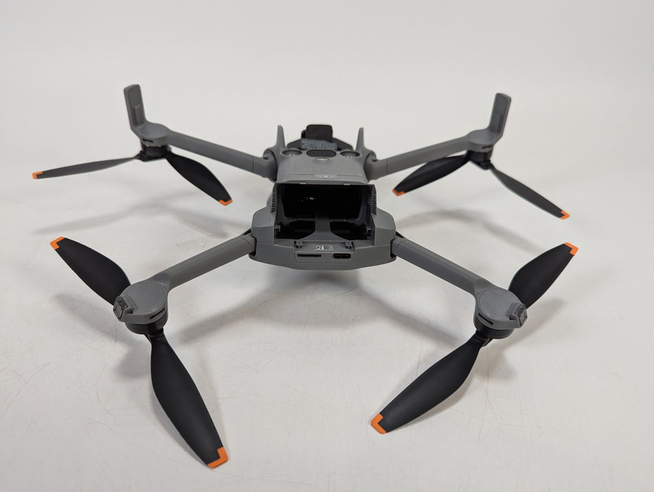 DJI Mini 5 Pro Fly More Combo with DJI RC-N3, Drone