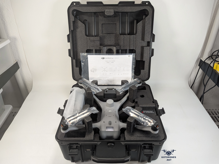 DJI Matrice 4TD Enterprise Thermal Imaging Drone Combo