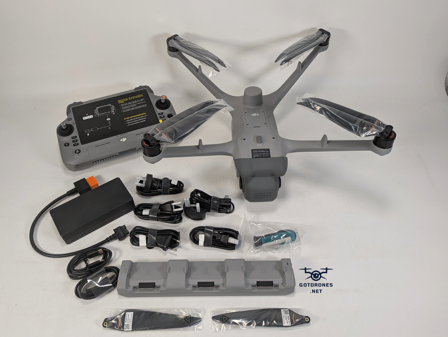 DJI Matrice 4TD Enterprise Thermal Imaging Drone Combo