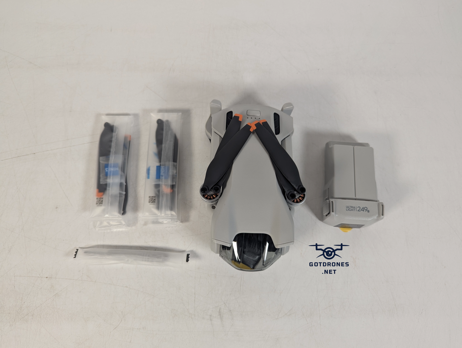 DJI Mini 3 Drone Only with battery and propellers