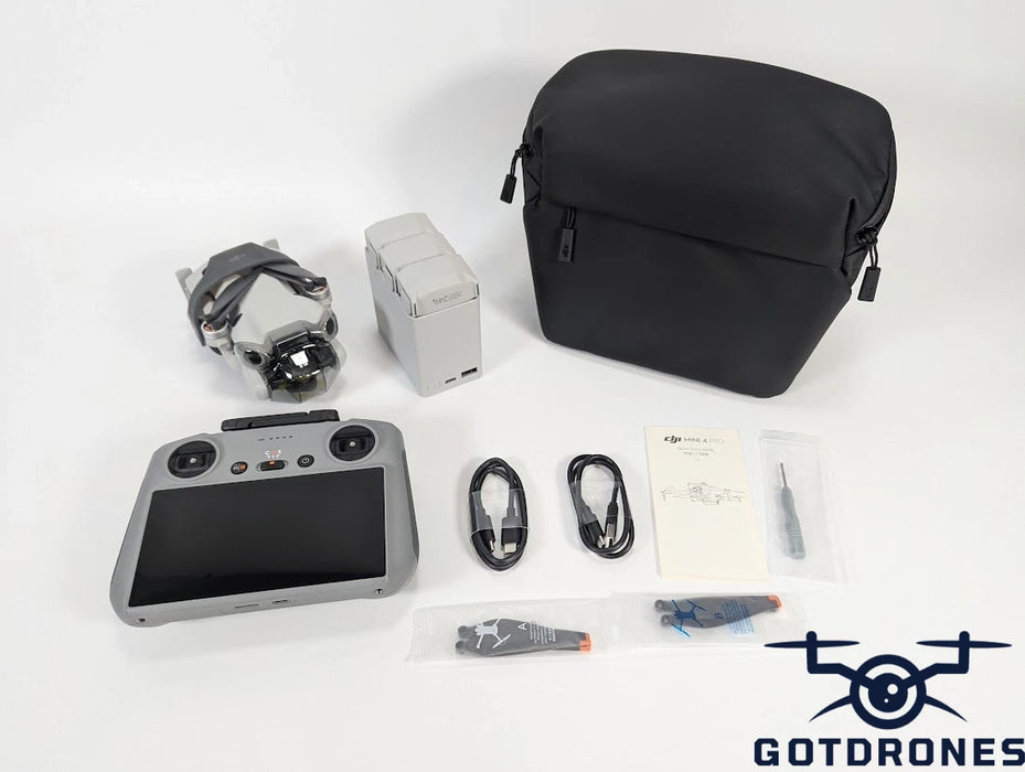 DJI Mini 4 Pro Fly More Combo